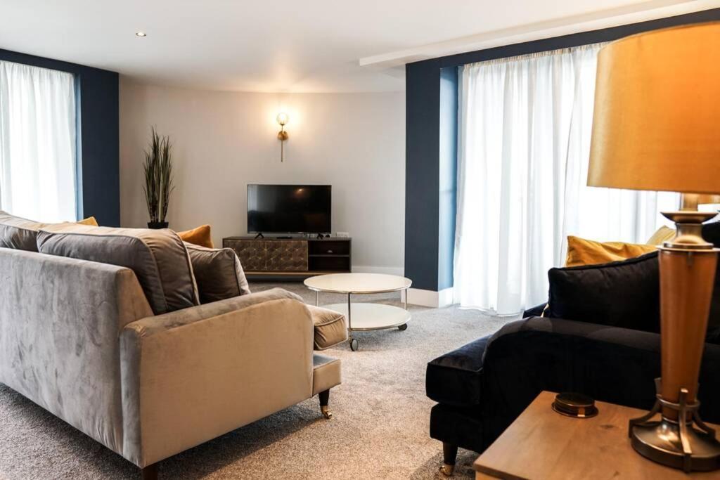 Beautiful 3 Bedroom Apartment By The Sea Newquay  Exterior photo